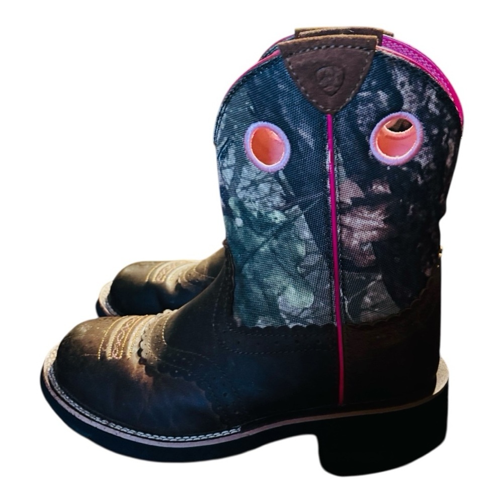 Ariat Fat Baby Pink Camouflage Cowboy Boots.